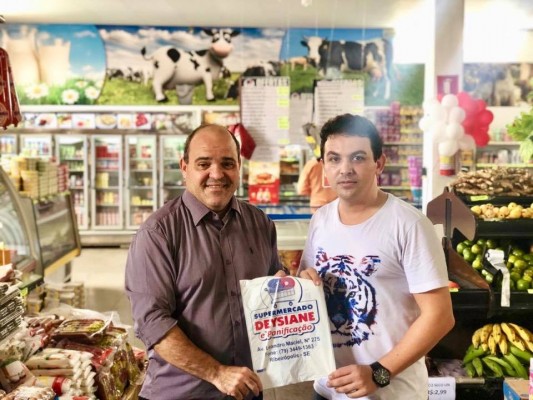 Supermercado “Deysiane”, da Cidade de Ribeirópolis, formaliza adesão ao Projeto de Coleta Seletiva do CPAC, visando a destinação dos seus Resíduos Recicláveis, para o Centro Regional de Triagem, visando a inclusão produtiva dos Catadores de Materiais Reci