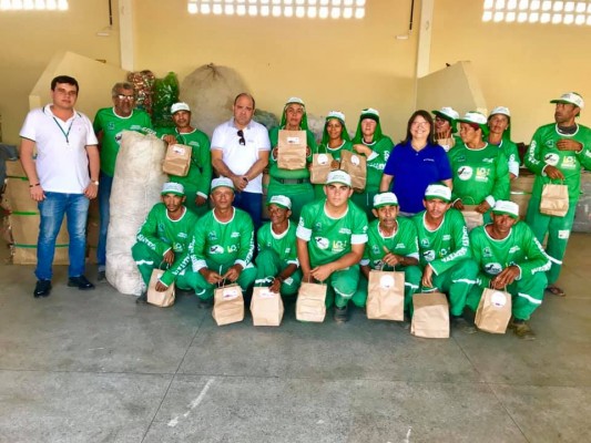 Consórcio Publico do Agreste Central Sergipano - CPAC, realiza reunião conjunta com os técnicos da Comptsan e COORECI, no Centro Regional de Triagem de Materiais Recicláveis.