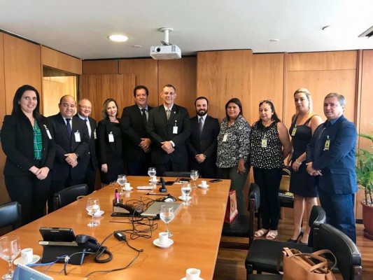 Gestores do Consórcio Publico do Agreste Central Sergipano - CPAC, através da Rede Nacional de Consórcios Públicos são recebidos pelo Porta Voz da Presidência da República.