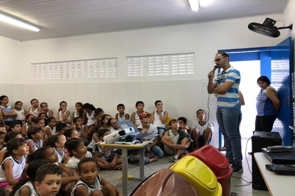 CPAC propicia palestra educacional sobre coleta seletiva para alunos da Rede Municipal de Ensino de Moita Bonita