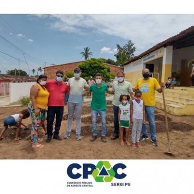 CPAC realiza plantio de horta escolar em Siriri